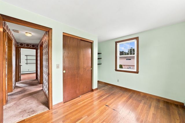 46 Fetherston Ave, Lowell, MA 01852