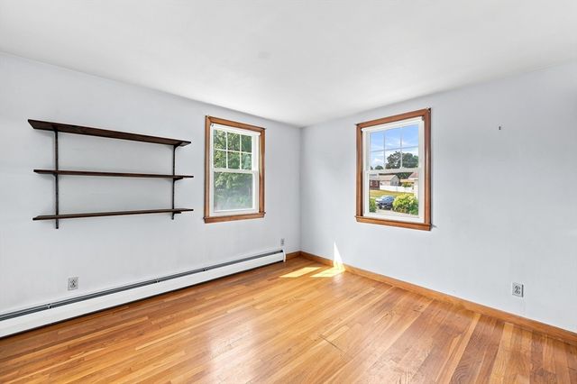 46 Fetherston Ave, Lowell, MA 01852