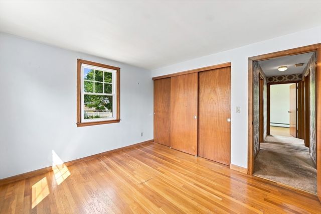 46 Fetherston Ave, Lowell, MA 01852
