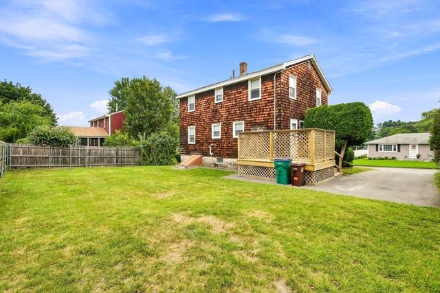 46 Fetherston Ave, Lowell, MA 01852