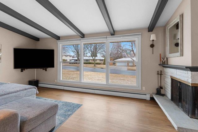 951 DUCHATEAU AVENUE, Green Bay, WI 54304