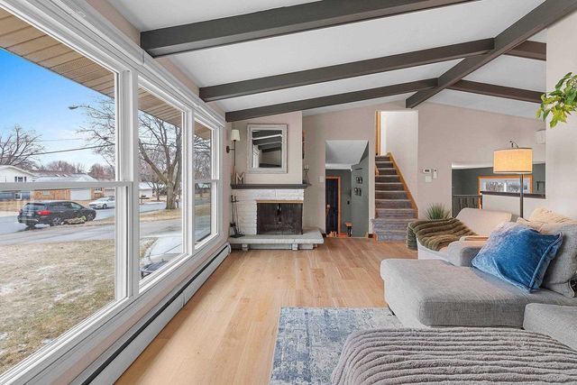 951 DUCHATEAU AVENUE, Green Bay, WI 54304