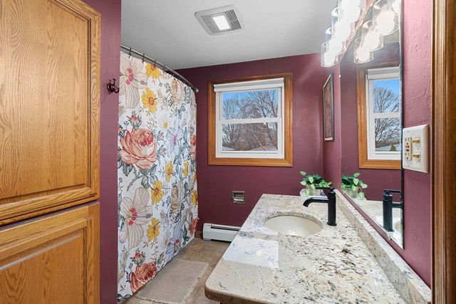 951 DUCHATEAU AVENUE, Green Bay, WI 54304