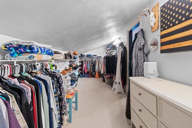 951 DUCHATEAU AVENUE, Green Bay, WI 54304