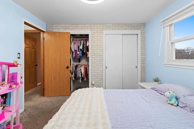 951 DUCHATEAU AVENUE, Green Bay, WI 54304