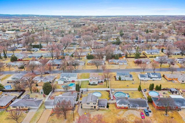 951 DUCHATEAU AVENUE, Green Bay, WI 54304