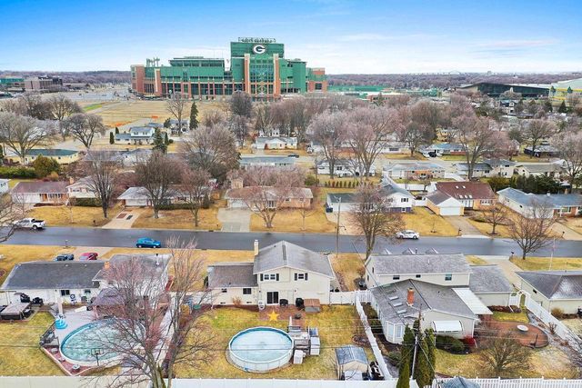 951 DUCHATEAU AVENUE, Green Bay, WI 54304