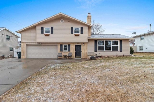 951 DUCHATEAU AVENUE, Green Bay, WI 54304