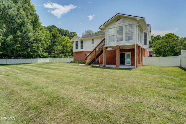 104 Mountain View Drive, Mount Carmel, TN 37645