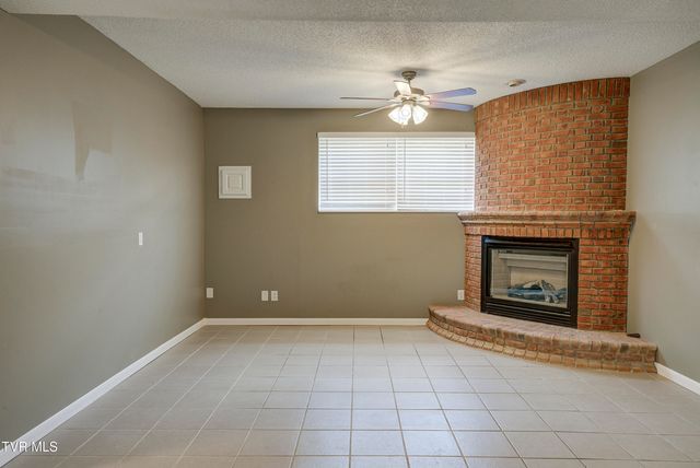 104 Mountain View Drive, Mount Carmel, TN 37645