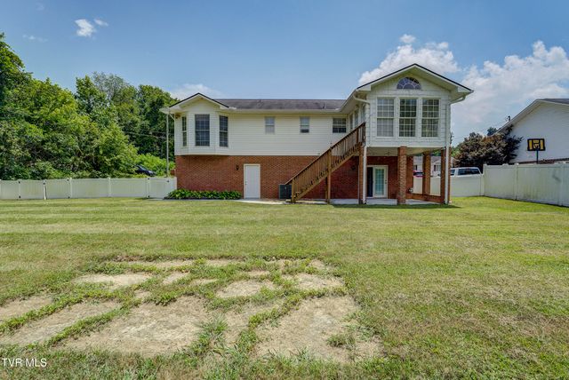104 Mountain View Drive, Mount Carmel, TN 37645