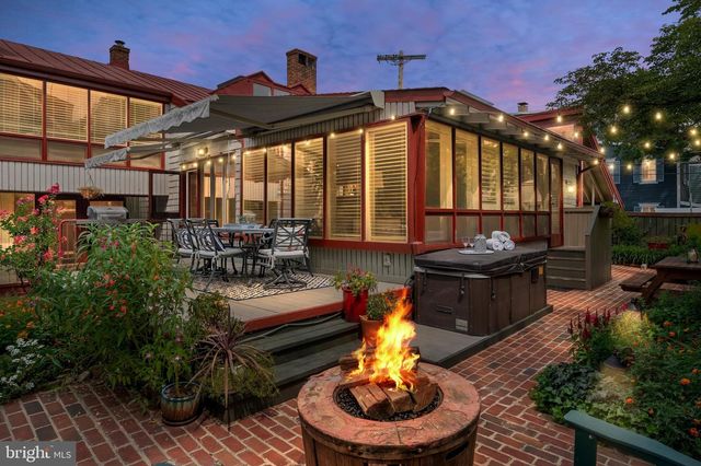100 MARKET ST, Annapolis, MD 21401