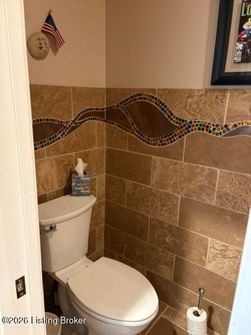 60 Osage Trail, Louisville, KY 40245