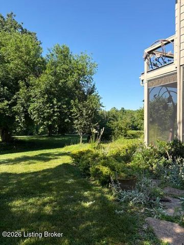 60 Osage Trail, Louisville, KY 40245