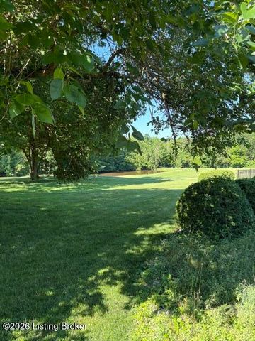 60 Osage Trail, Louisville, KY 40245