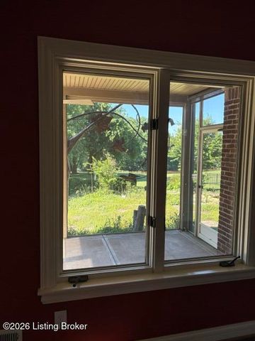 60 Osage Trail, Louisville, KY 40245