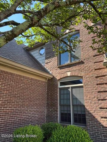 60 Osage Trail, Louisville, KY 40245