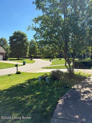60 Osage Trail, Louisville, KY 40245