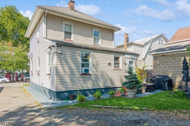 329 Oregon St, Union Twp., NJ 07088