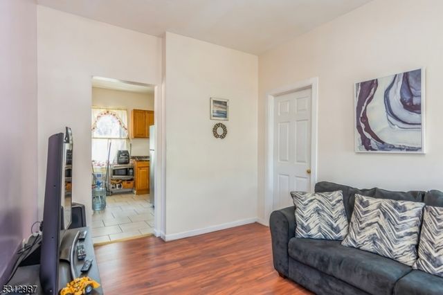 329 Oregon St, Union Twp., NJ 07088