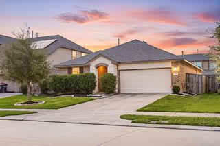 9415 Summer River Drive, Richmond, TX 77406