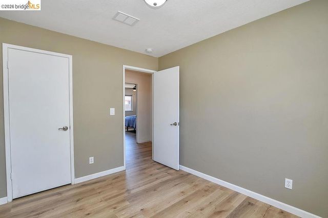 979 Walnut Dr, Oakley, CA 94561