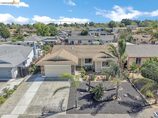 979 Walnut Dr, Oakley, CA 94561