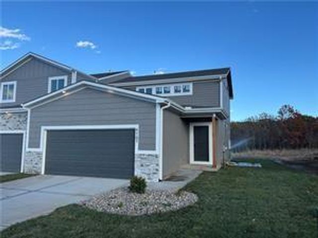 4714 Brentwood Avenue, Kansas City, MO 64136