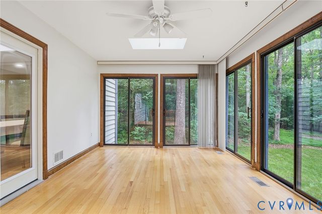 6111 Skybird Ct, Chesterfield, VA 23838
