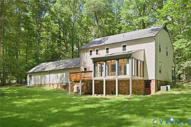 6111 Skybird Ct, Chesterfield, VA 23838