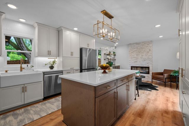 8624 W 35th Street, Saint Louis Park, MN 55426
