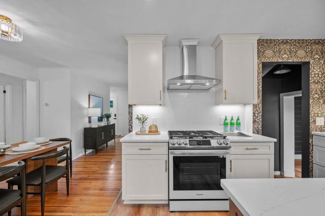 8624 W 35th Street, Saint Louis Park, MN 55426