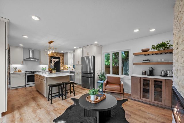 8624 W 35th Street, Saint Louis Park, MN 55426