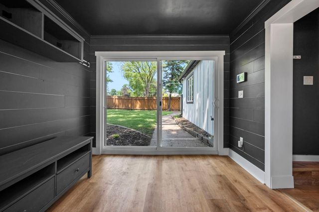 8624 W 35th Street, Saint Louis Park, MN 55426