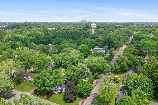 8624 W 35th Street, Saint Louis Park, MN 55426