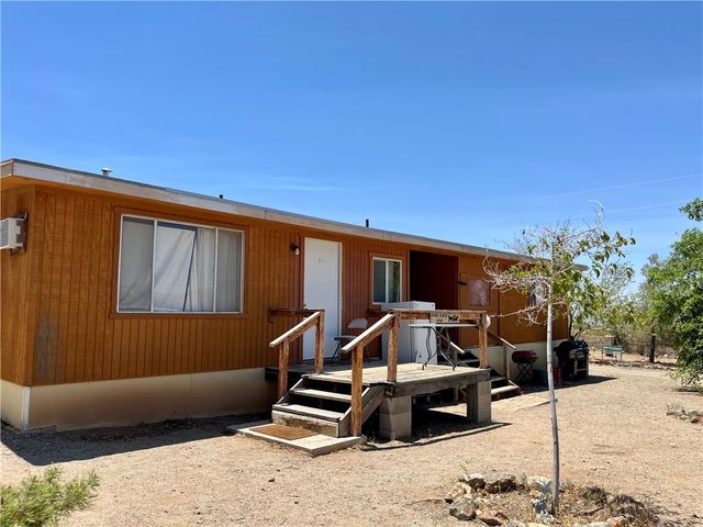 15724 N Ironwood Drive, Dolan Springs, AZ 86441