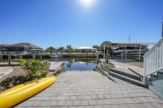 521 PEEPLES DRIVE, Punta Gorda, FL 33950