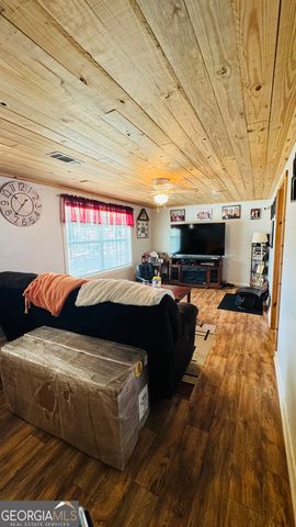 747 Ralph Perry Circle, Collins, GA 30421