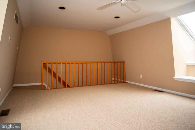 212 CLOVER HILL CT, Yardley, PA 19067
