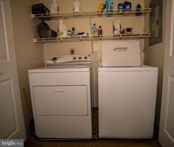 212 CLOVER HILL CT, Yardley, PA 19067
