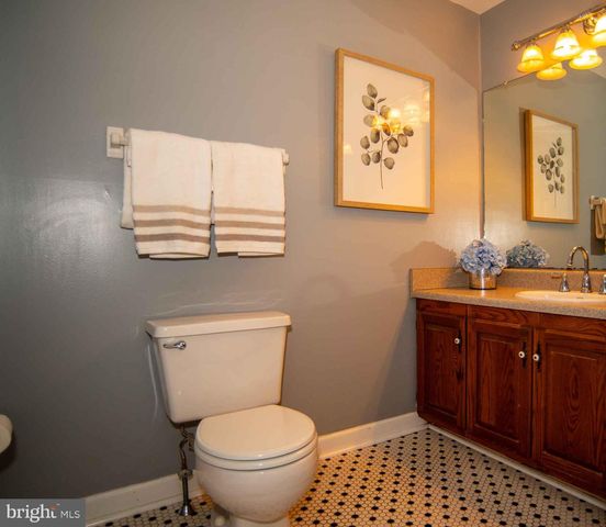212 CLOVER HILL CT, Yardley, PA 19067