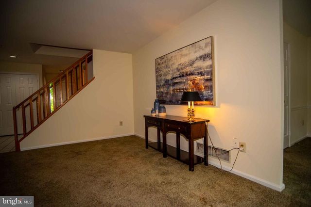 212 CLOVER HILL CT, Yardley, PA 19067