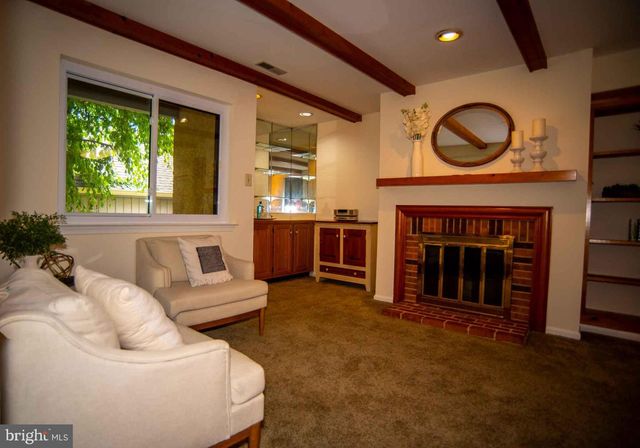 212 CLOVER HILL CT, Yardley, PA 19067