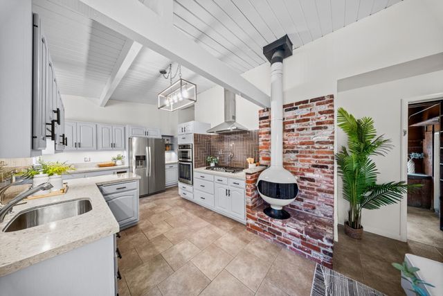 1769 Roberta Drive, San Mateo, CA 94403