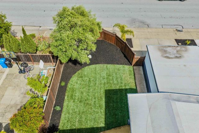 1769 Roberta Drive, San Mateo, CA 94403