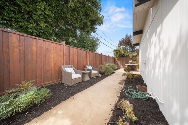 1769 Roberta Drive, San Mateo, CA 94403