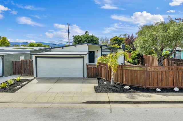 1769 Roberta Drive, San Mateo, CA 94403