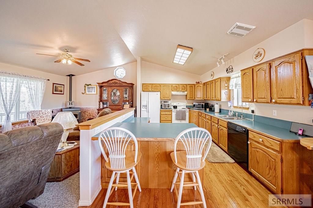 Image 10 of property listing at 647 N 1200 W, Blackfoot, ID 83221