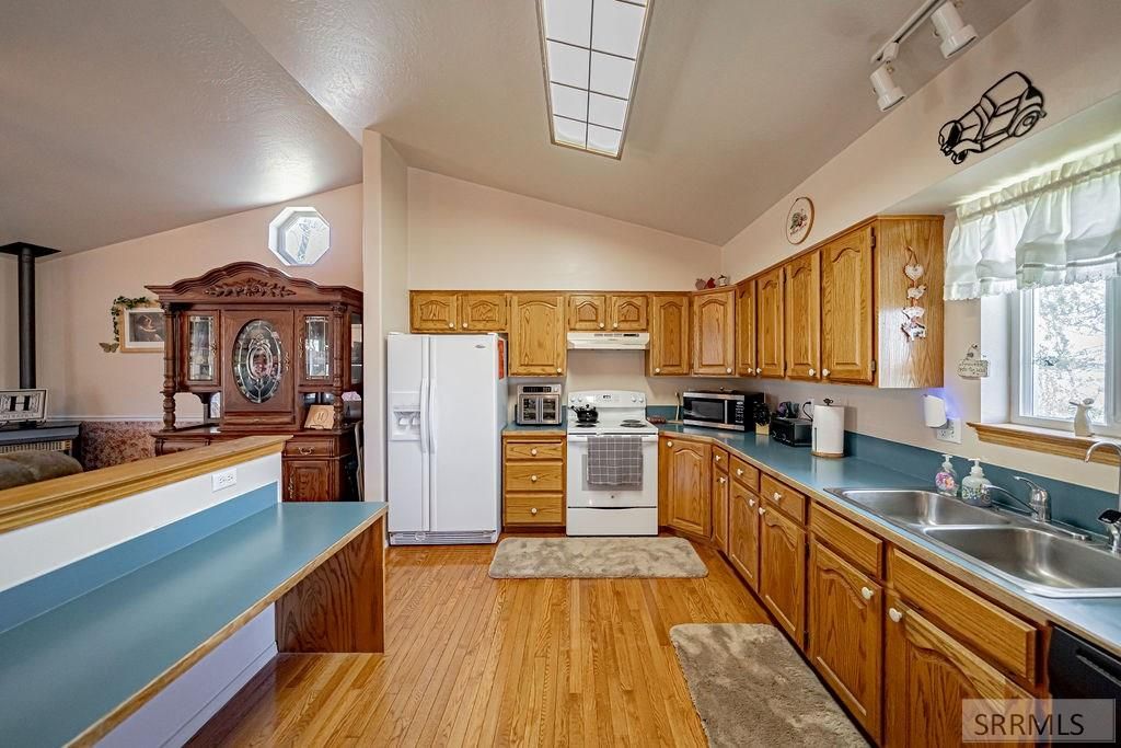 Image 11 of property listing at 647 N 1200 W, Blackfoot, ID 83221