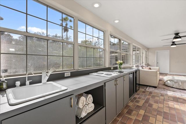 310 WHITE OAK CIRCLE, Maitland, FL 32751